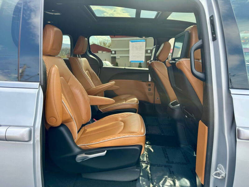 2022 Chrysler Pacifica Pinnacle