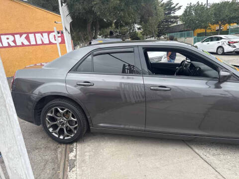 2016 Chrysler 300