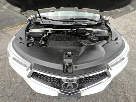 2017 Acura MDX w/Tech