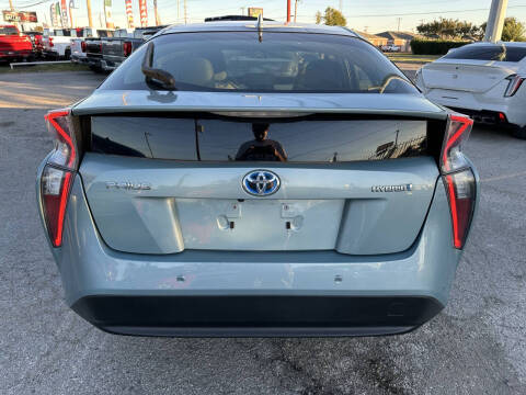 2017 Toyota Prius Two