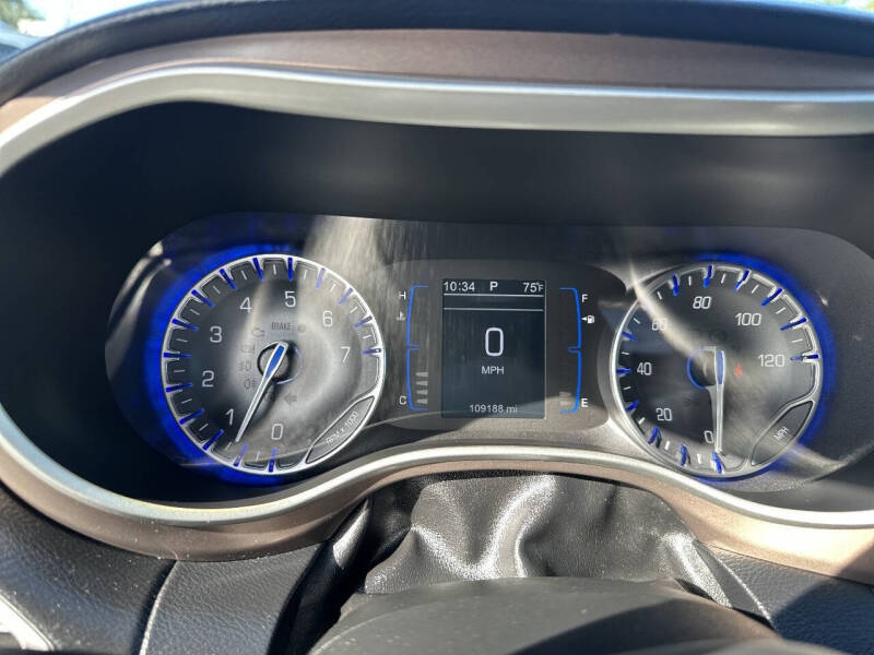 2017 Chrysler Pacifica Touring Plus