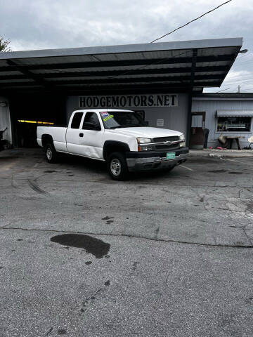 2004 Chevrolet Silverado 2500HD for sale at HODGE MOTORS in Bristol TN