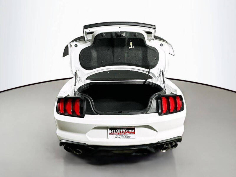 2022 Ford Mustang Mach 1