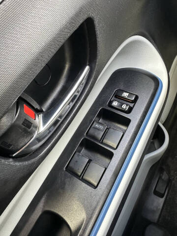 2012 Toyota Prius c Three