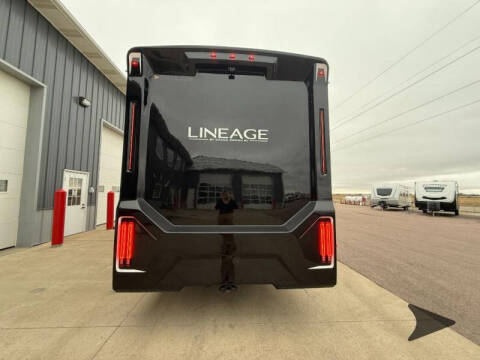 2025 Mercedes-Benz Sprinter