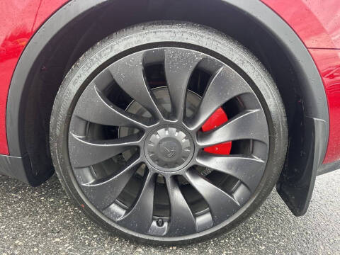 2024 Tesla Model Y Performance