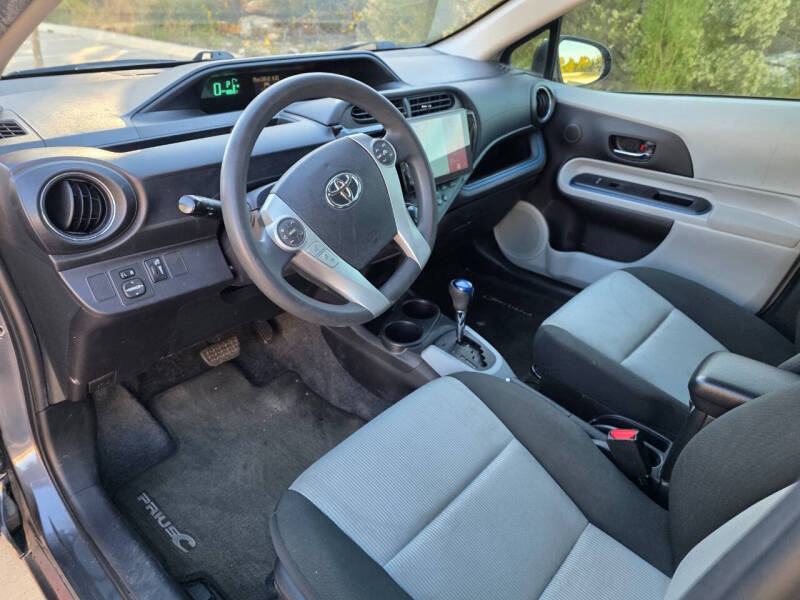 2013 Toyota Prius c Four