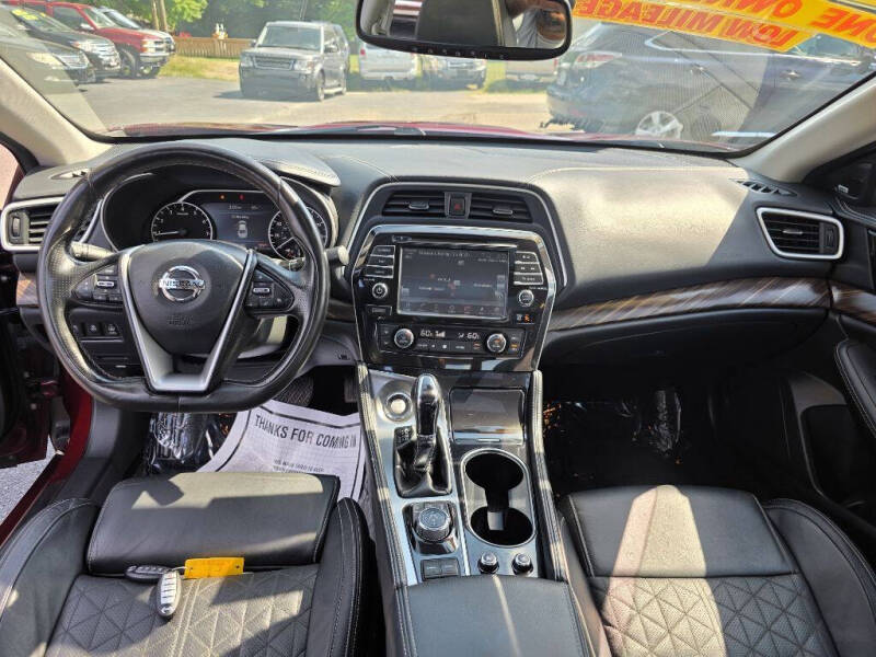 2017 Nissan Maxima Platinum