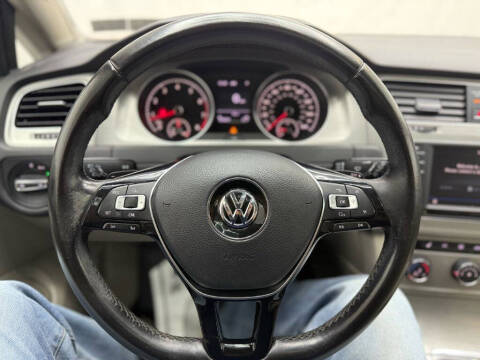 2017 Volkswagen Golf