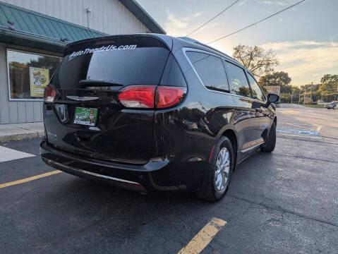 2018 Chrysler Pacifica Touring L