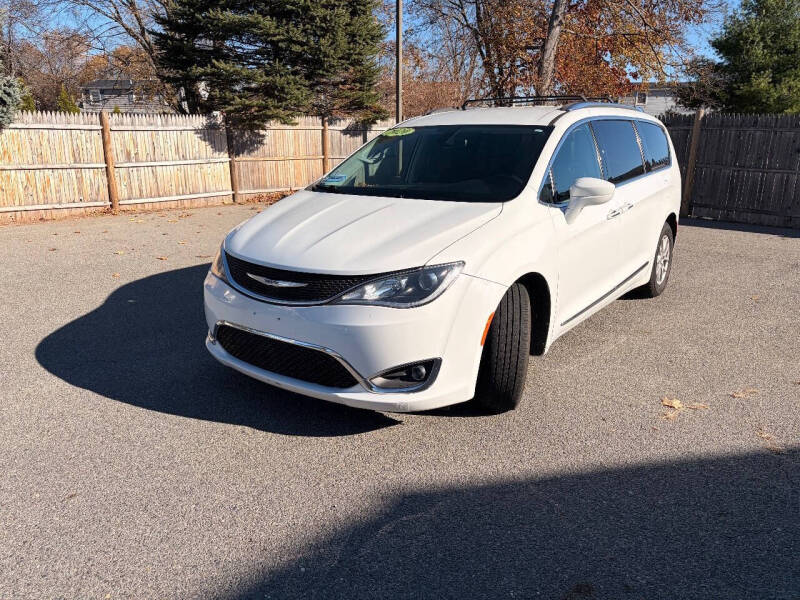 2020 Chrysler Pacifica Touring L