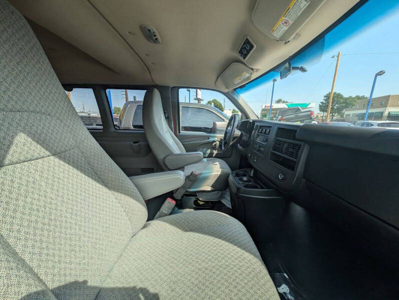 2013 Chevrolet Express LT 3500