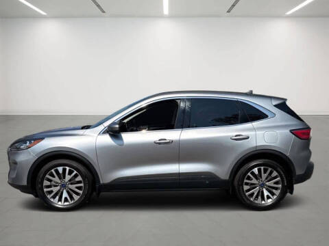 2022 Ford Escape Titanium