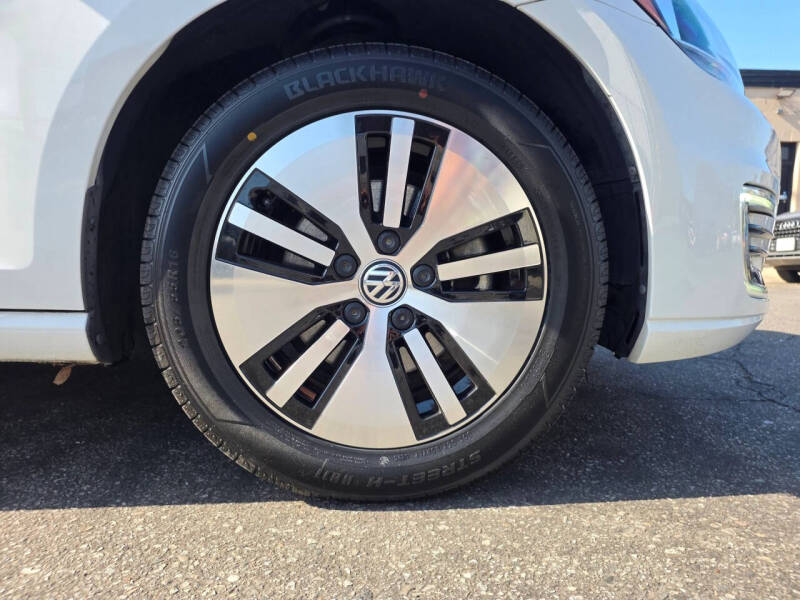 2019 Volkswagen e-Golf SE