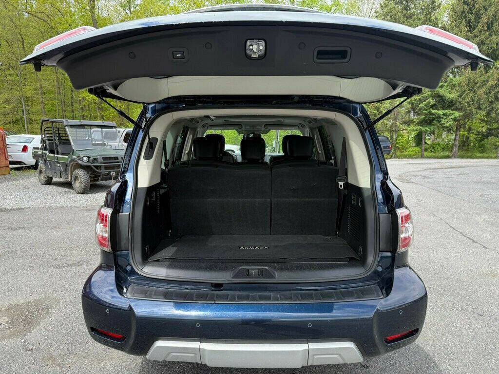 2018 Nissan Armada 32