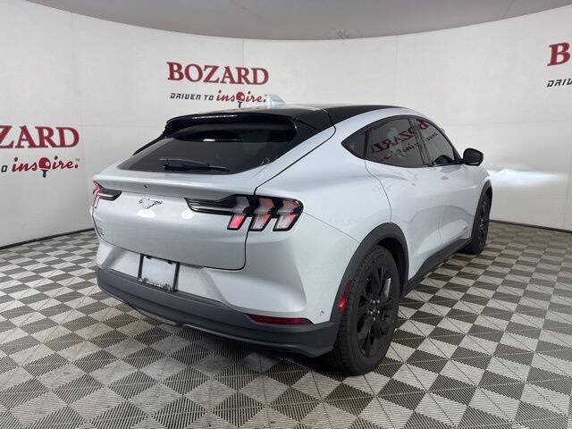 2022 Ford Mustang Mach-E Select