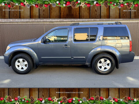 2006 Nissan Pathfinder LE