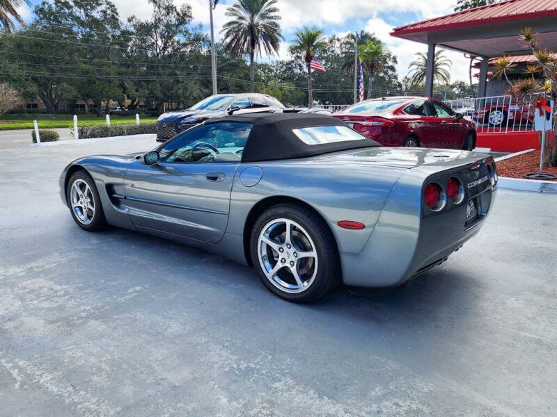 2004 Chevrolet Corvette