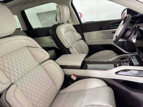 2025 Lincoln Nautilus Black Label