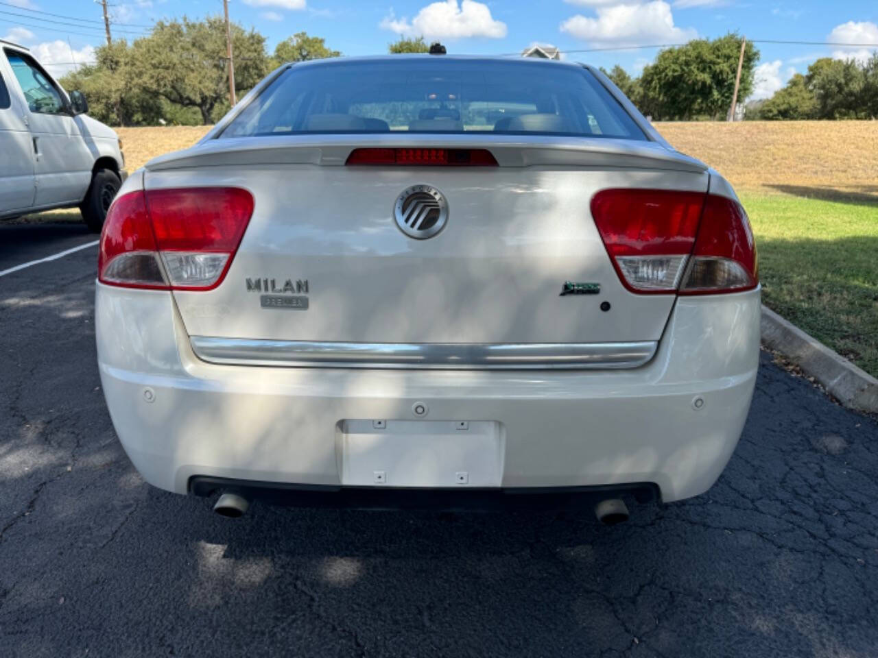 2010 Mercury Milan for sale at AUSTIN PREMIER AUTO in Austin, TX