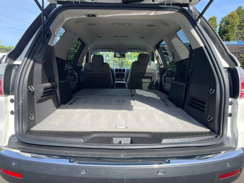 2011 GMC Acadia SLE
