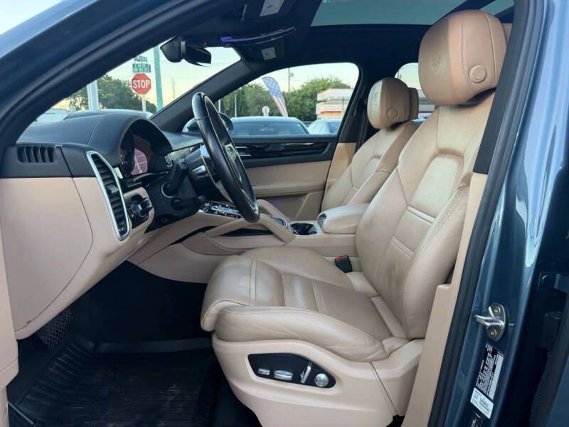 2019 Porsche Cayenne