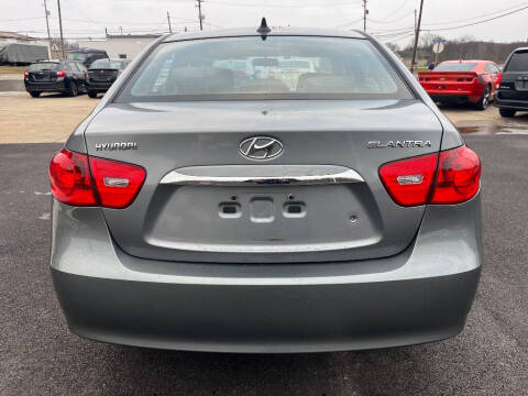 2010 Hyundai Elantra Blue
