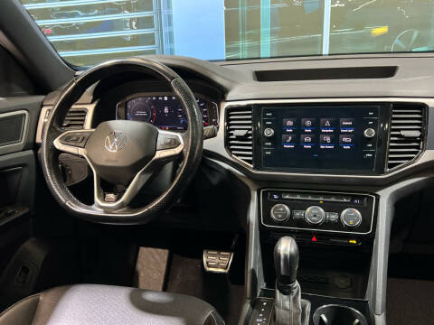 2020 Volkswagen Atlas Cross Sport V6 SEL R-Line 4Motion