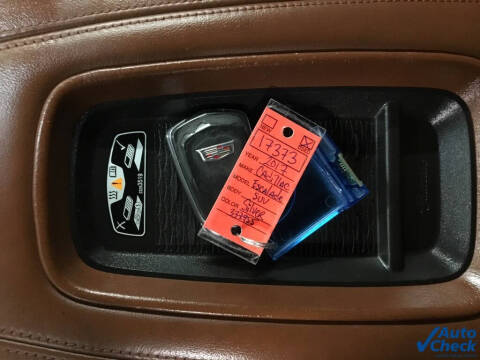 2017 Cadillac Escalade Luxury