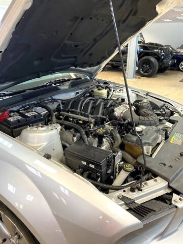 2006 Ford Mustang GT Deluxe