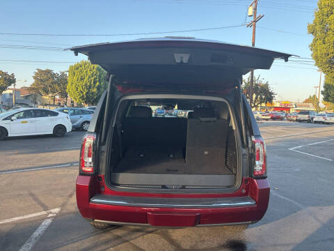 2017 GMC Yukon Denali