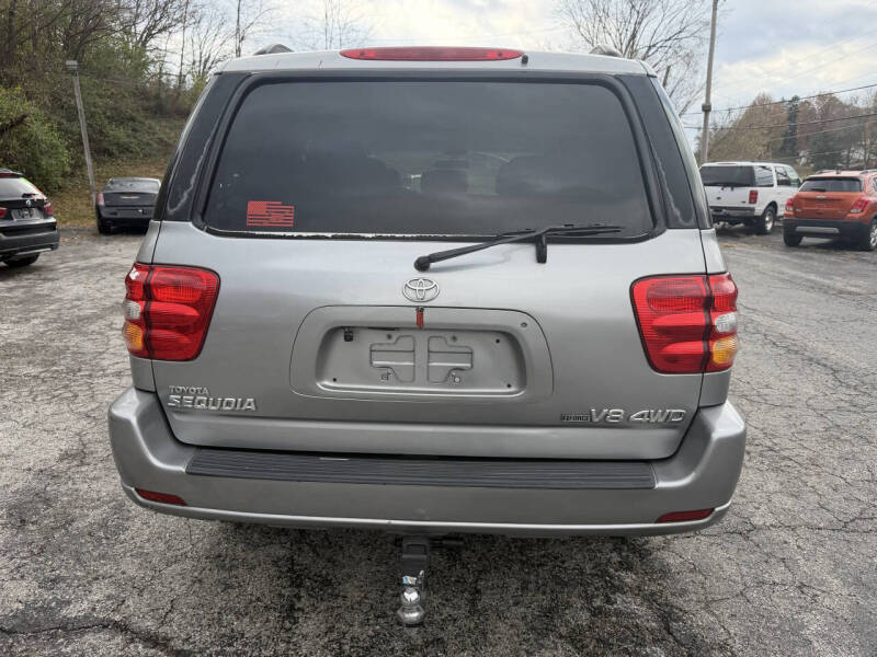 2002 Toyota Sequoia SR5