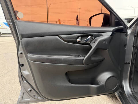 2018 Nissan Rogue S