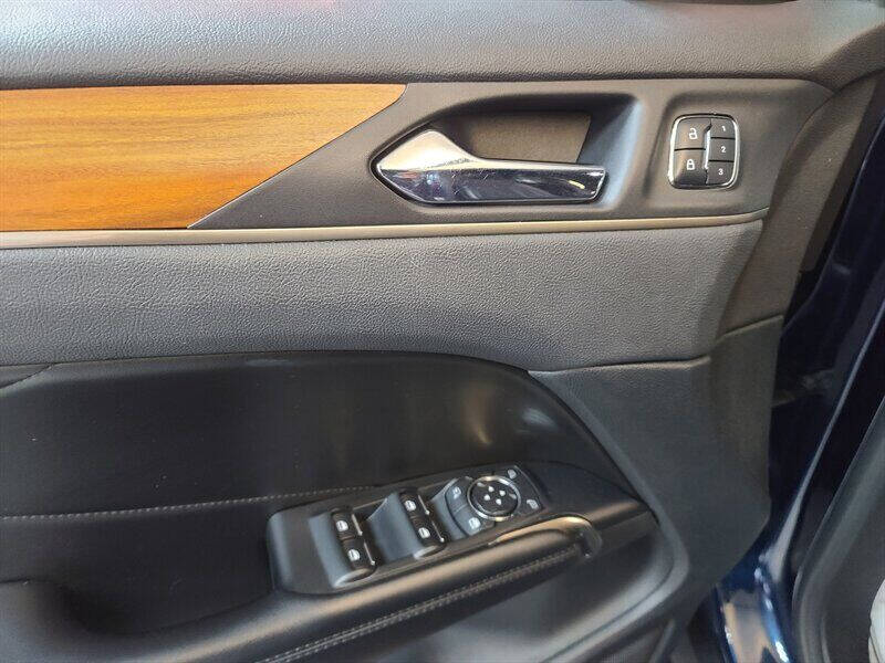 2017 Lincoln MKC Select