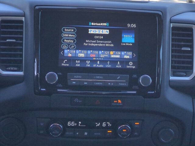 2024 Nissan Frontier SL