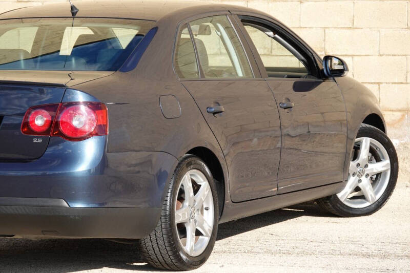 2010 Volkswagen Jetta Limited Edition PZEV