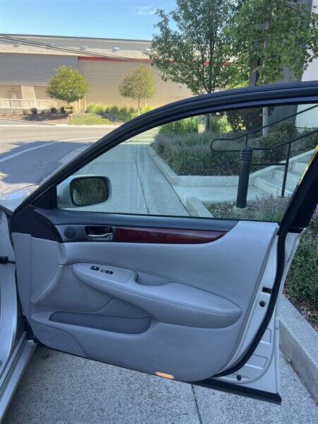 2002 Lexus ES 300