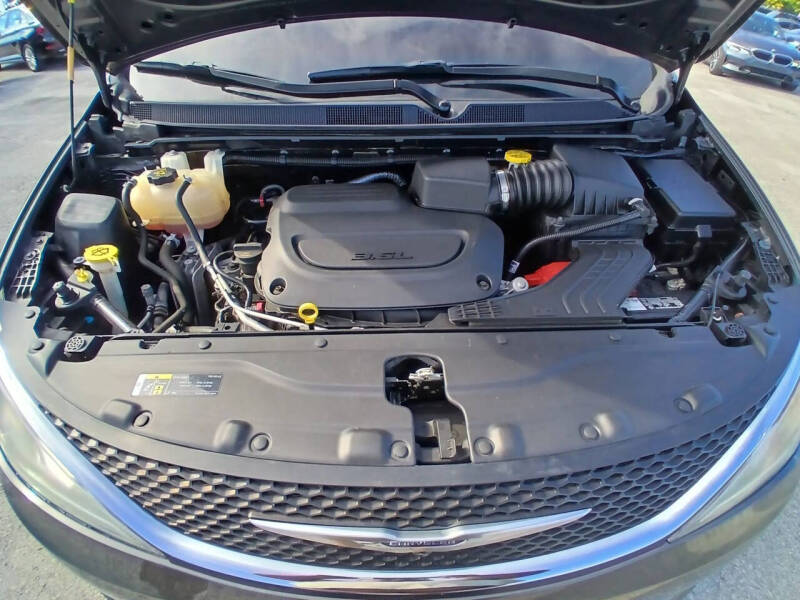 2020 Chrysler Pacifica Touring