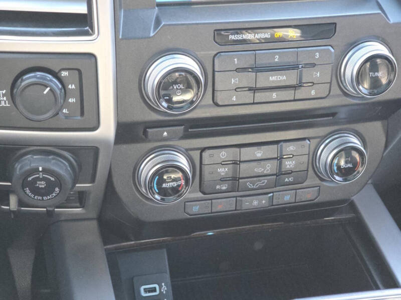 2017 Ford F-150 Platinum