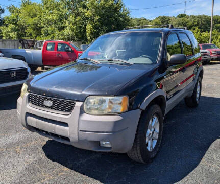 2002 Ford Escape for sale at TEMPLE AUTO SALES in Zanesville OH