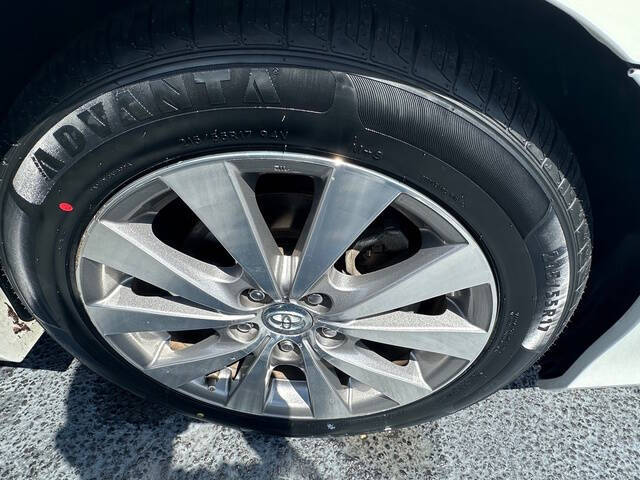 2011 Toyota Avalon Limited