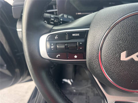 2025 Kia K5
