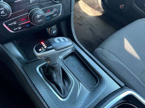 2016 Dodge Charger SXT