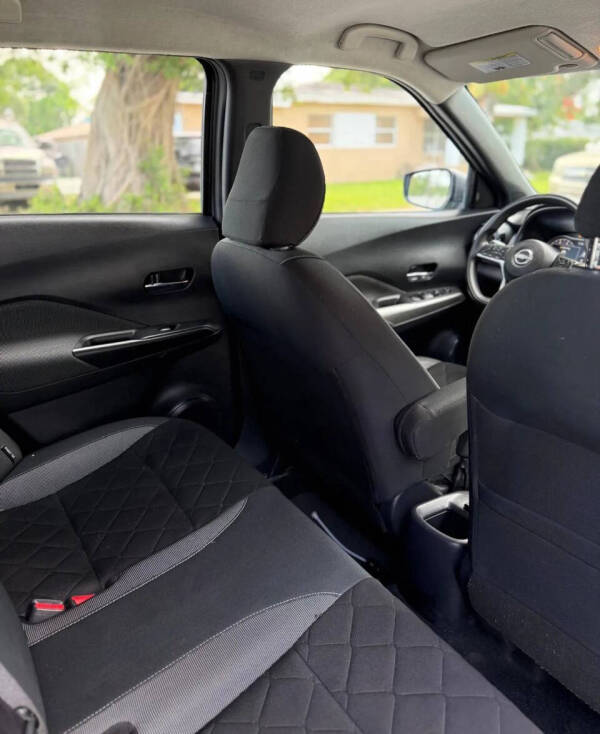 2020 Nissan Kicks SV