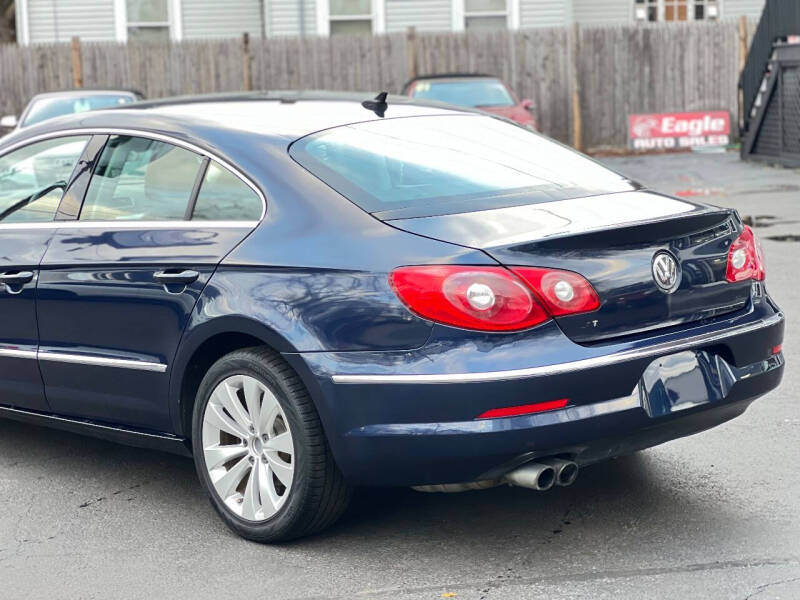 2012 Volkswagen CC Sport photo 10