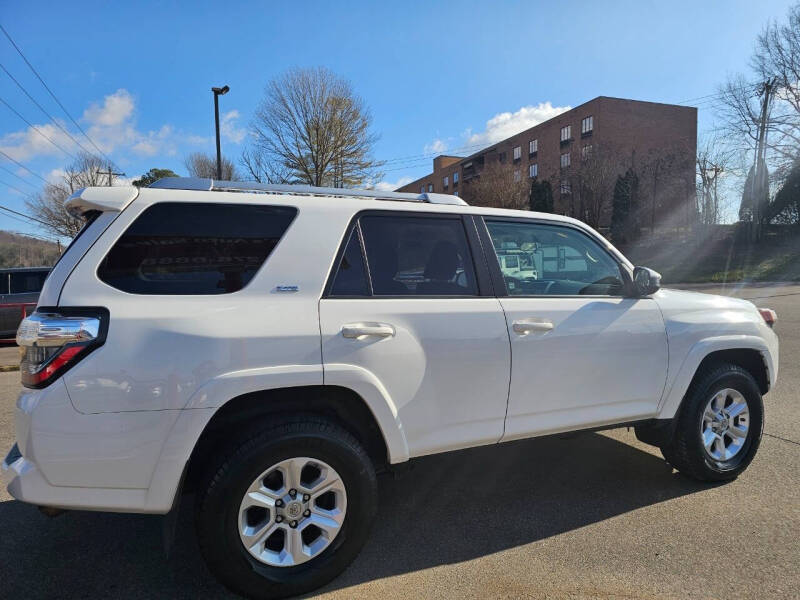 2017 Toyota 4Runner SR5