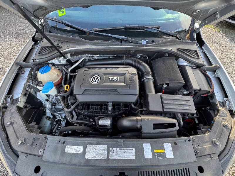 2015 Volkswagen Passat 1.8T Limited Edition