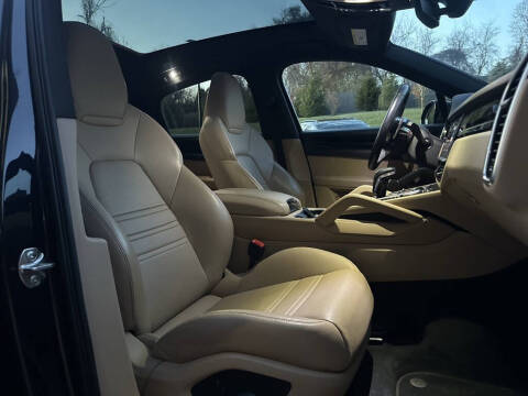 2023 Porsche Cayenne