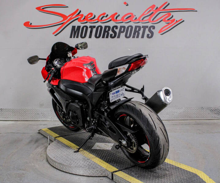 2016 Suzuki GSX-R1000