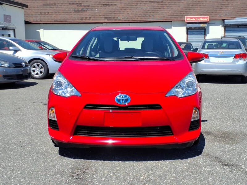 2014 Toyota Prius c One